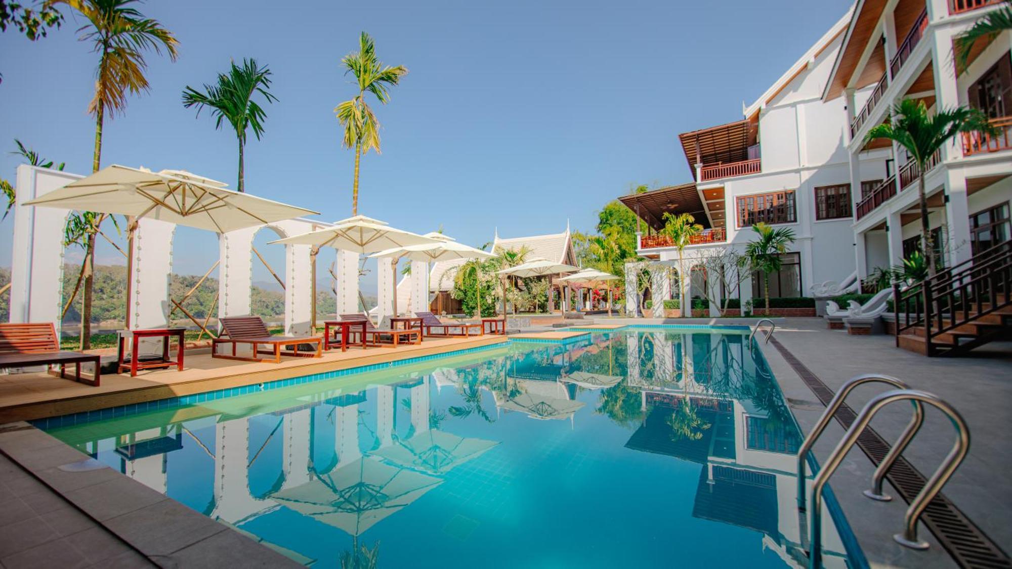 Relaxful Hotel泊岸酒店 หลวงพระบาง ภายนอก รูปภาพ