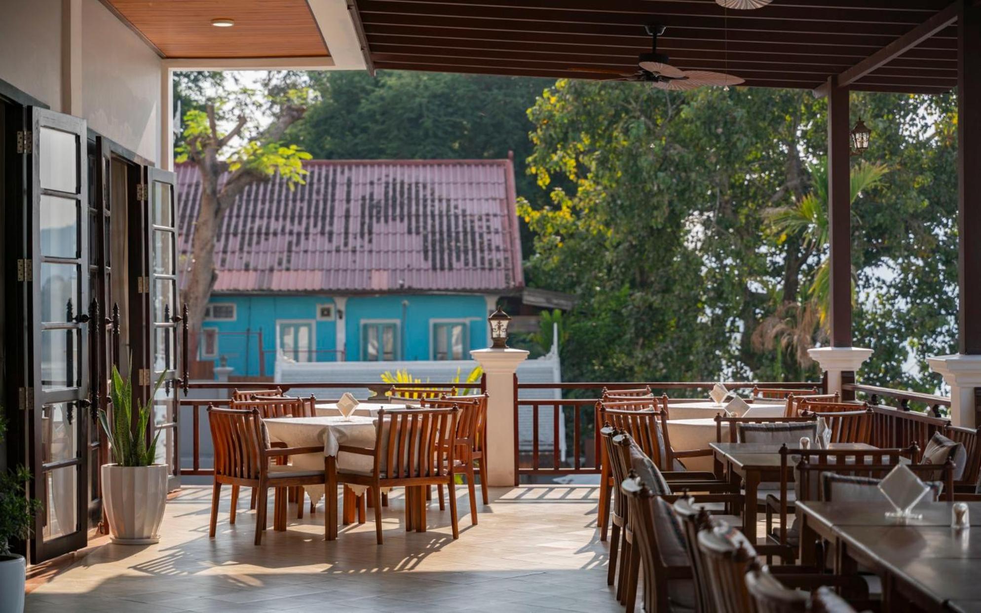Relaxful Hotel泊岸酒店 หลวงพระบาง ภายนอก รูปภาพ